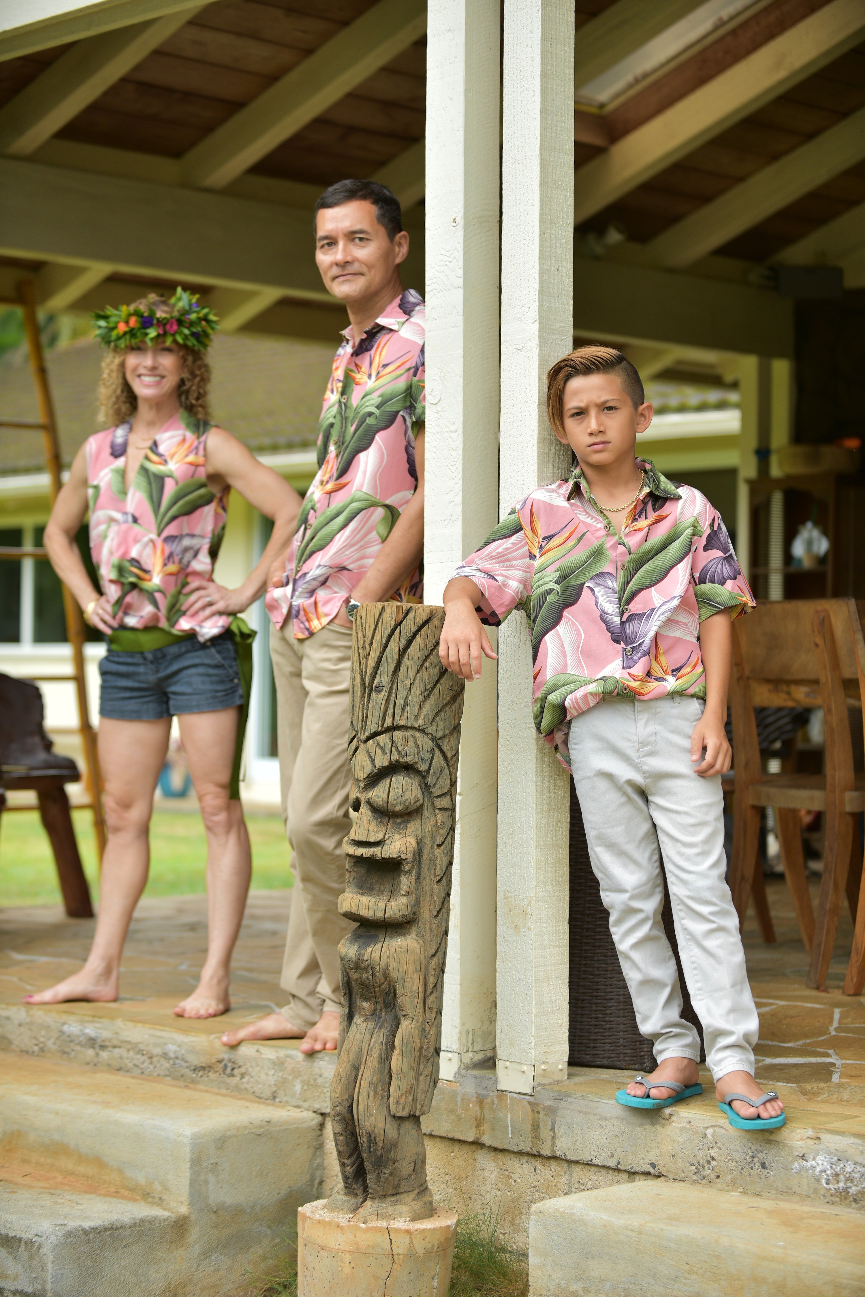 boys, kids, hawaiian shirt, birds of paradise, mauve, short sleeve, slim fit, gender neutral, Coradorables, modern aloha, aloha wear, resort wear, family matching, hapa boy, model