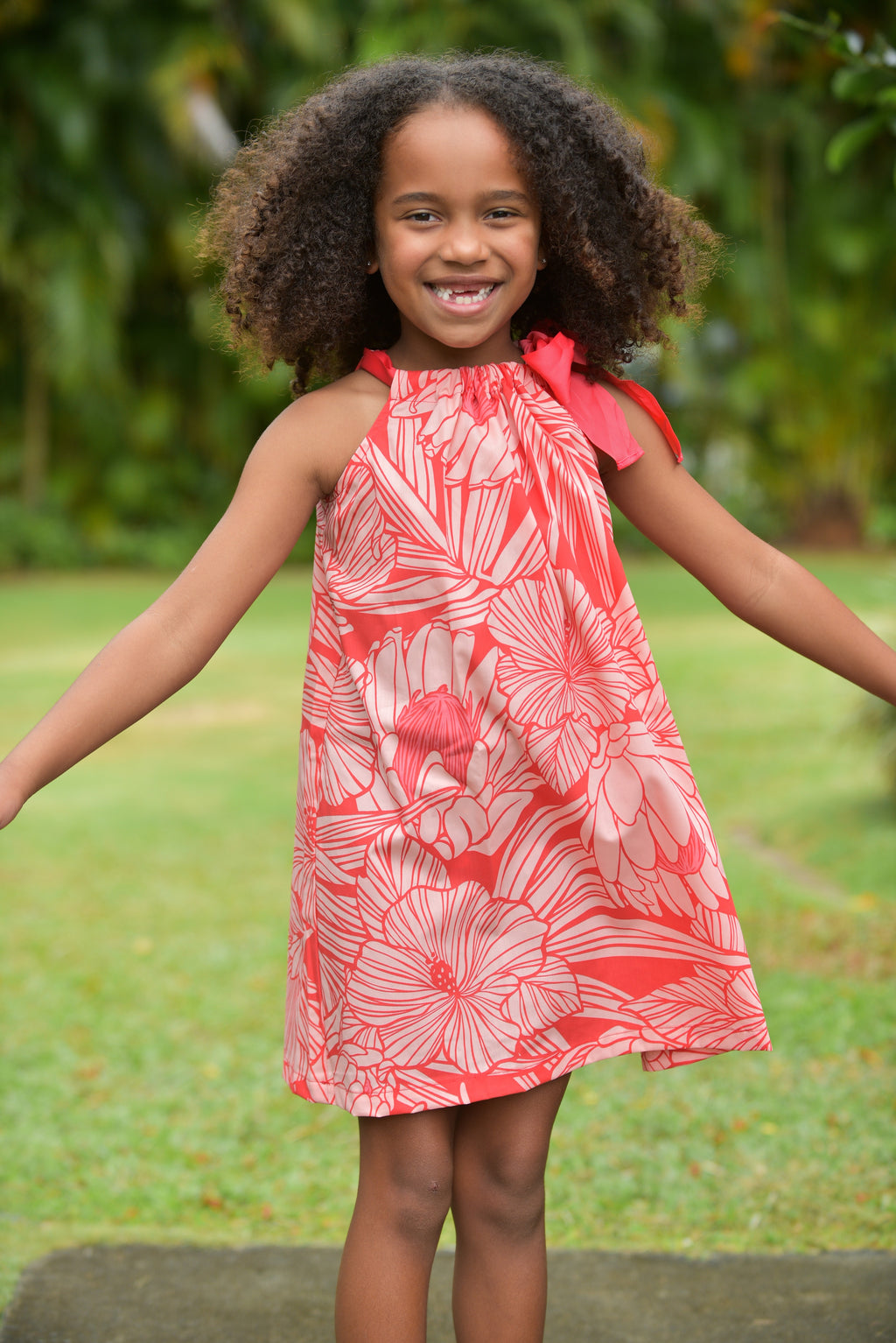 Girls, hawaiian, ribbon dress, protea. watermelon ,ties at shoulder, Coradorables, modern aloha, aloha wear, resort wear, family matching