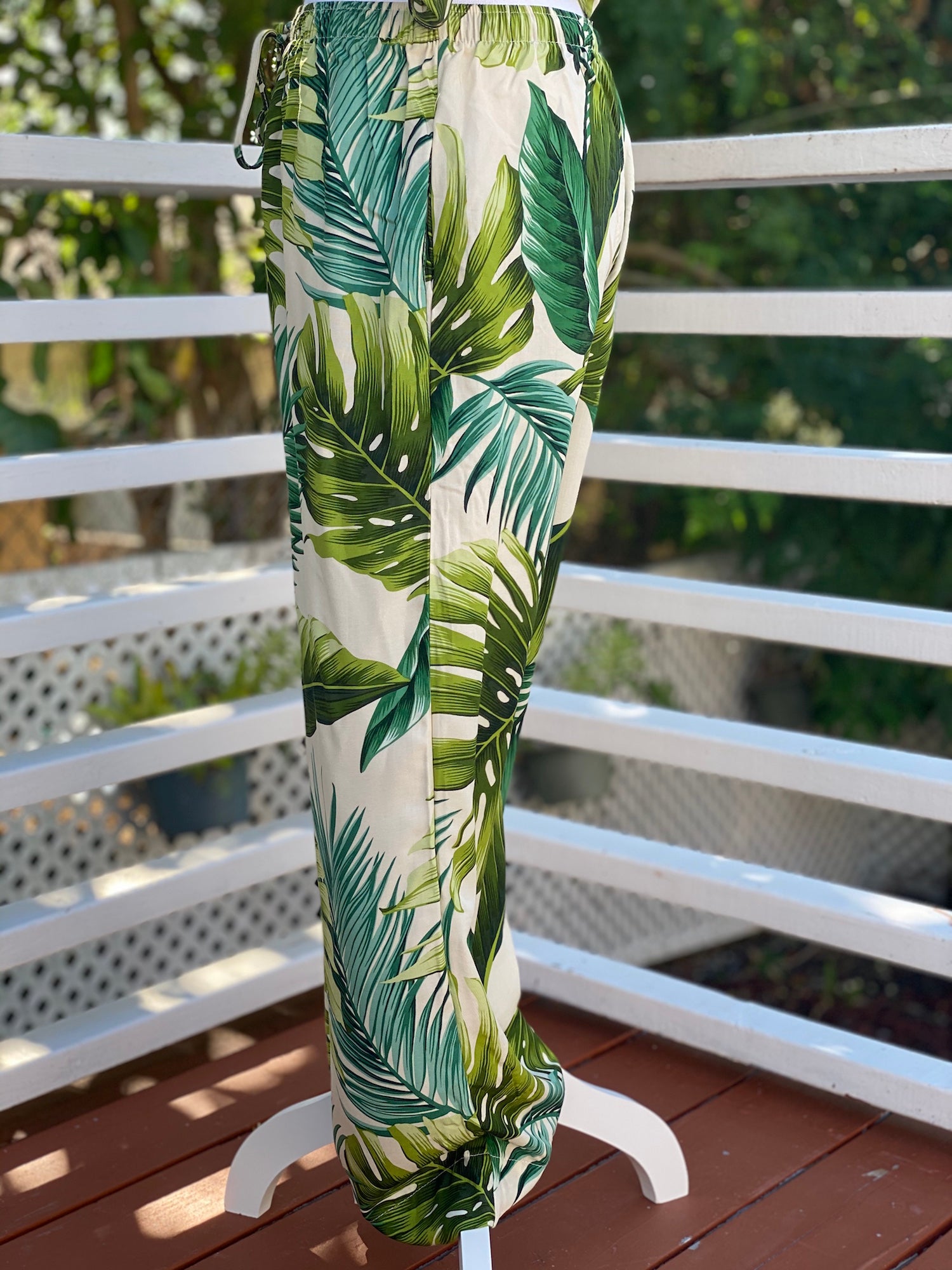 womans, hawaiian, wide legged, pant, draw string, monstera, ivory, green, rayon, Coradorables, modern aloha, aloha wear, resort wear, family matching