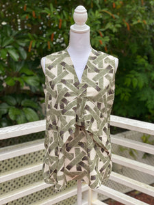 womens, hawaiian print, tribal, green, asymmetrical, blouse, sleeveless, v-neck, Coradorables, modern aloha, aloha wear, resort wear, family matching