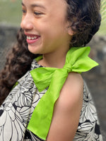 Girls, hawaiian, ribbon dress, protea. black ,ties at shoulder, Coradorables, modern aloha, aloha wear, resort wear, family matching